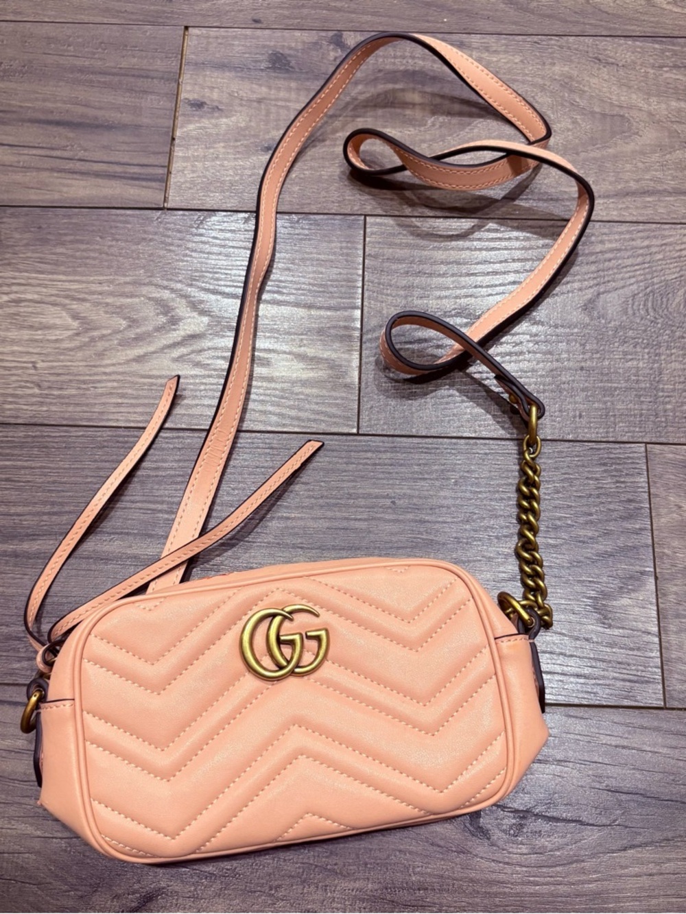 Gucci GG Marmont Small Camera Bag Pink